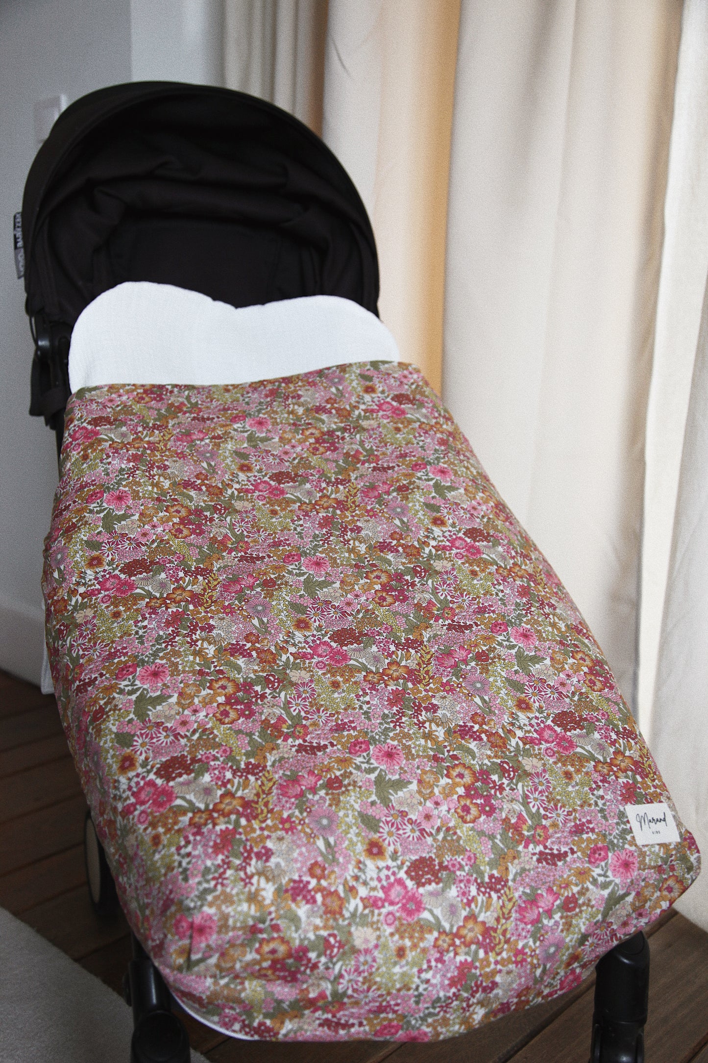 Funda carro Bloom con saco estampado